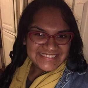 Meet your Posher, Roxana